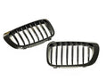 Gloss Black Center Kidney Grilles — BMW E46